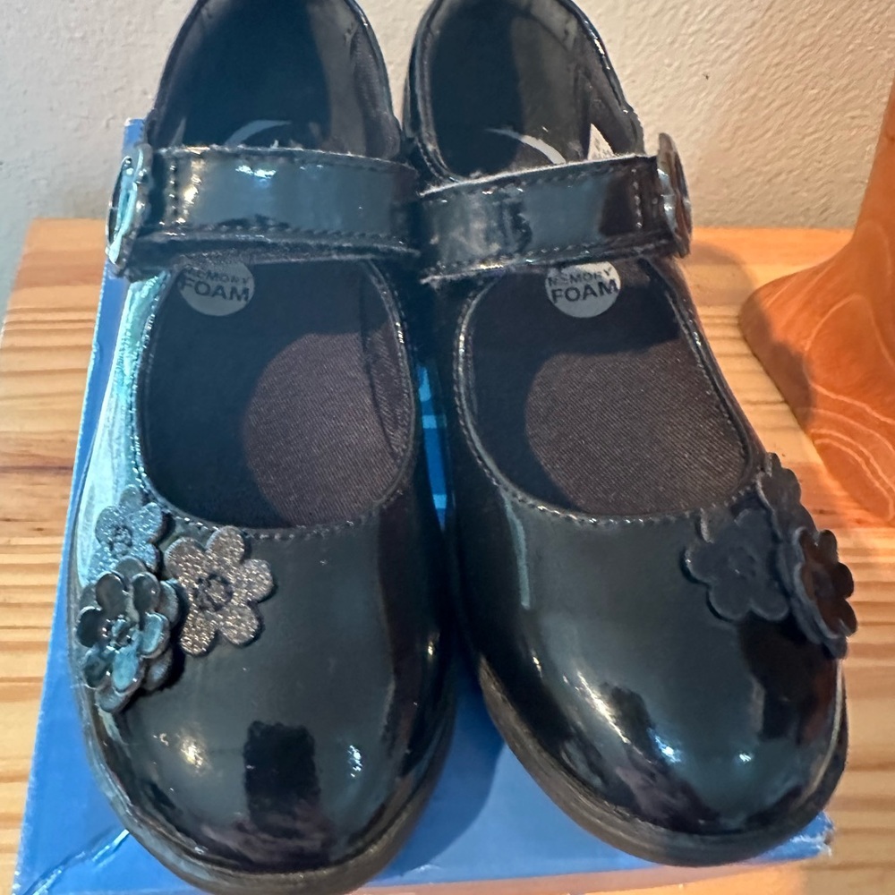 Stride Rite Black Patent Leather Dress Shoes